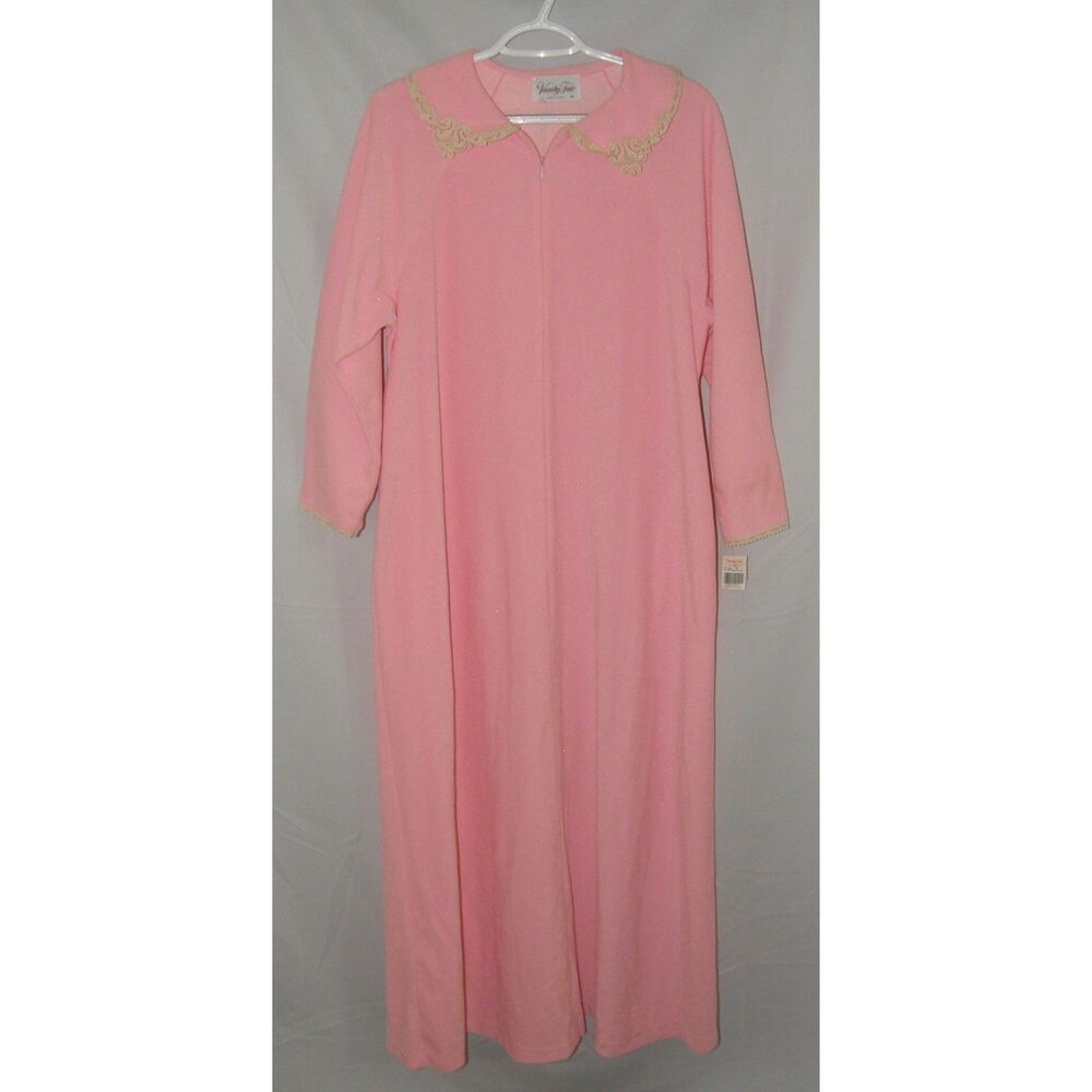 VANITY FAIR Vintage Sz Medium Pink Lightweight Fleece Lounge Robe Pockets NEW